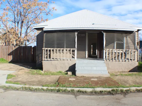 2205 E Webster Ave, Fresno, CA 93701