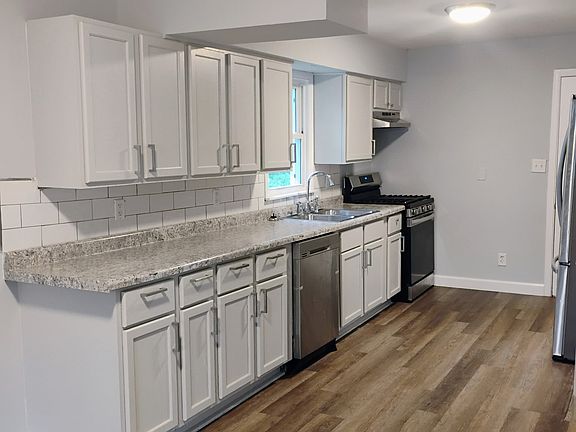 4th image of 3520 Colorado St