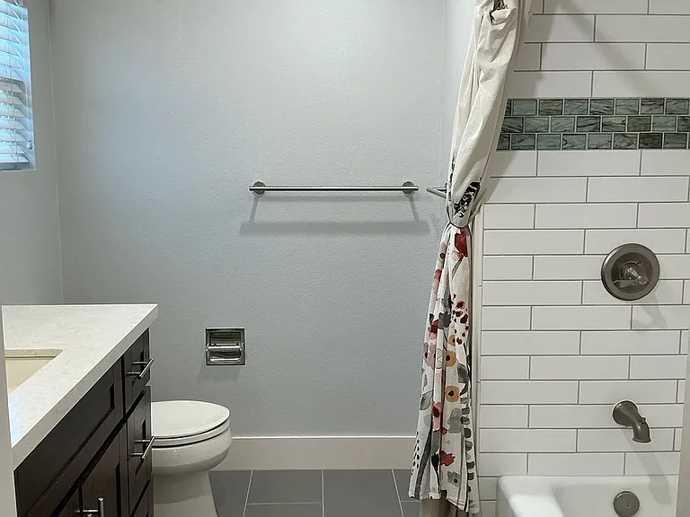 326 S Waverly St #1-4 — Photo 28