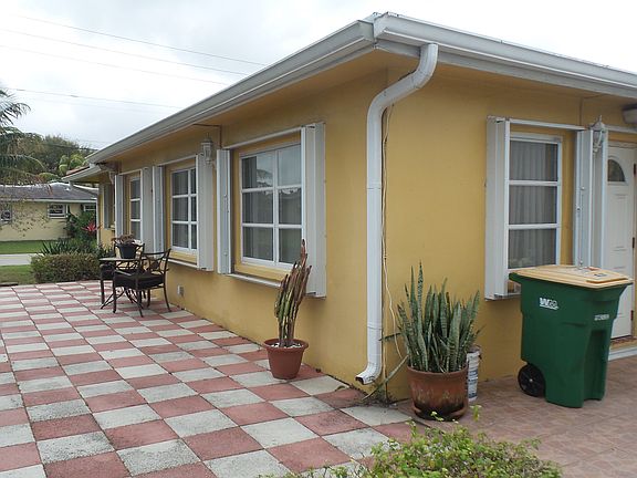 2nd image of 6100 NW 70th Ave