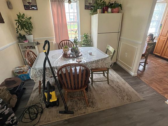 5th image of 8164 Community Dr #8164