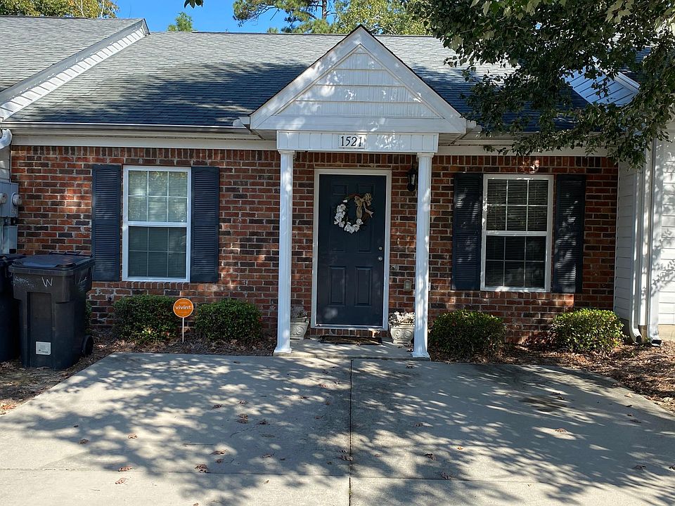 2nd image of 1521 Abby Way