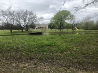 277 County Road 1241, Savoy, TX 75479