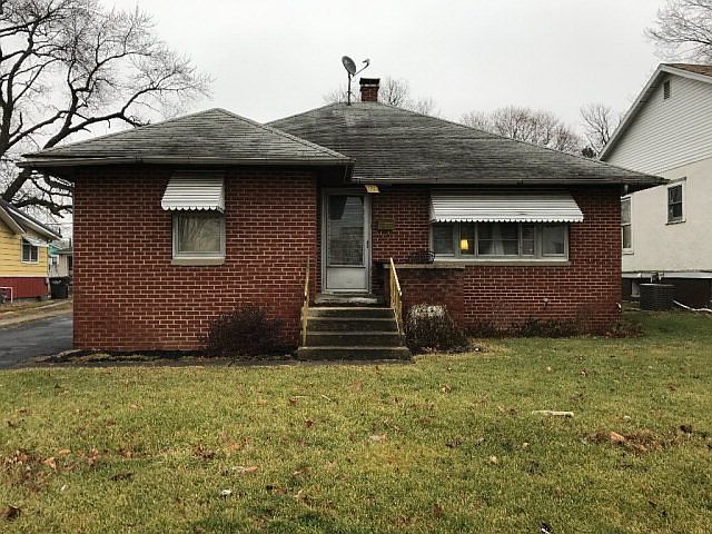 1st image of 29 N Oregon Ave