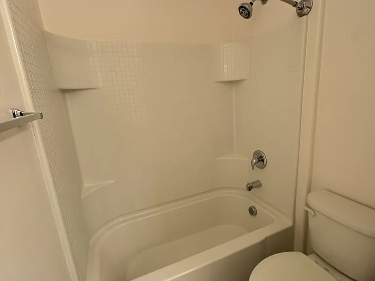 551 S Courts Redford Dr — Photo 46