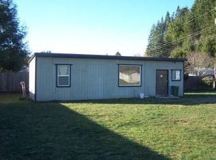 495 Tiara St, Lakeside, OR 97449