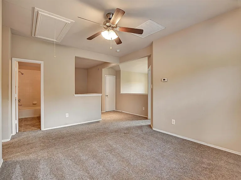 11426 Noble Ct — Photo 31