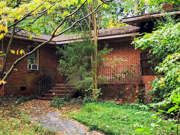 2828 Stuart Dr, Durham, NC 27707