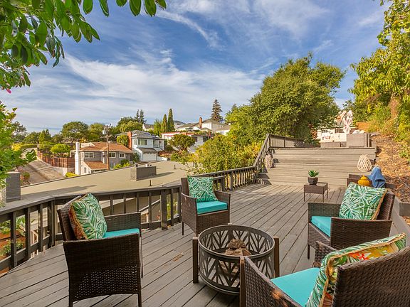 Split level deck, approx. 850 sq ft. Ideal for entertaining.