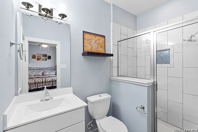 408 Lewis St — Photo 10