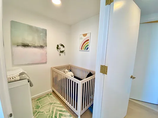 Rented by Modern Spaces | media 16