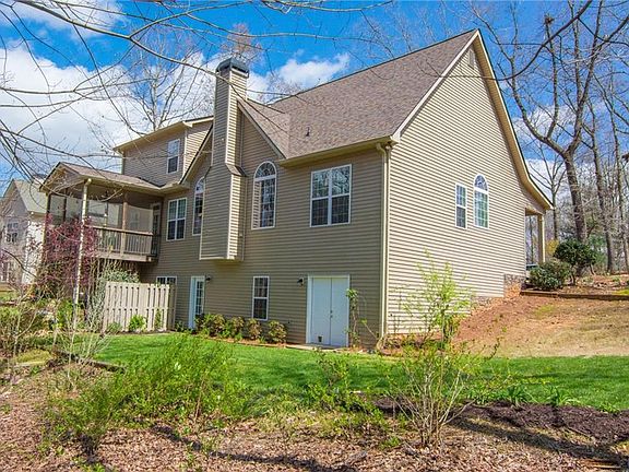 5th image of 29 Sadie Ct