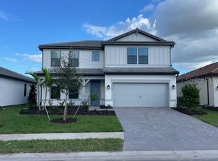 5273 Silverside Pine Ct, Lakewood Ranch, FL 34211