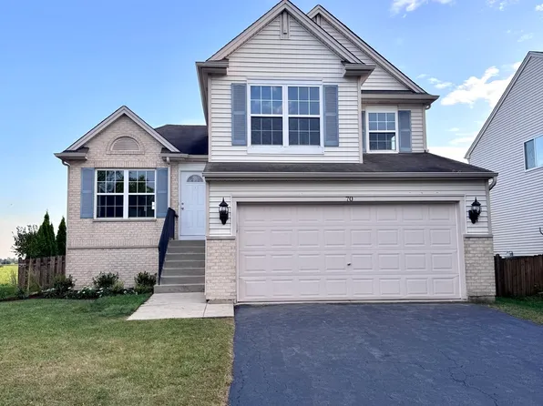 70 E Meadow Dr, Cortland, IL 60112