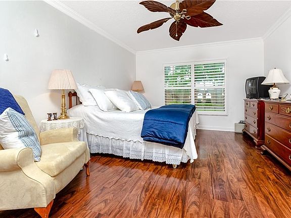 5th image of 19029 Us Highway 19 N APT 1-12