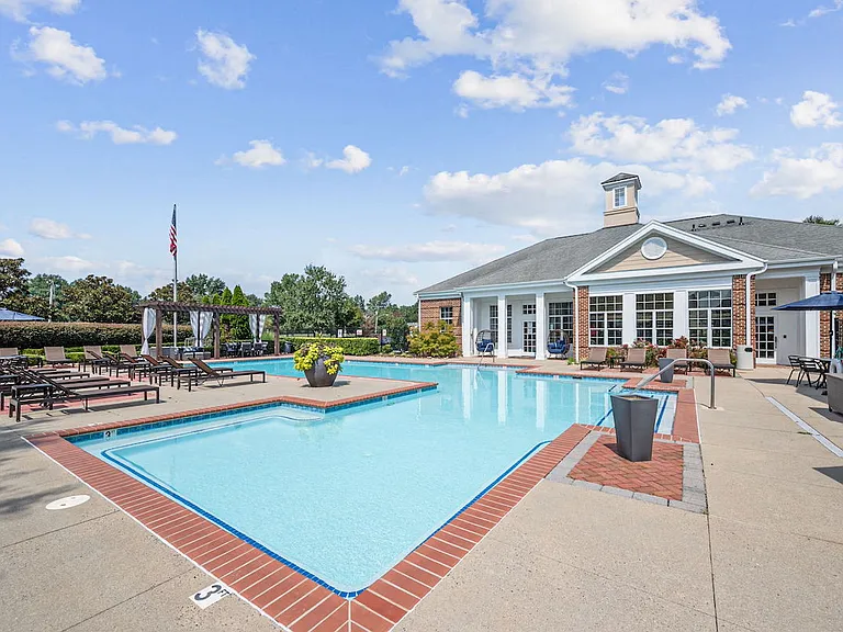 Centerville Manor Apartments — Photo 45