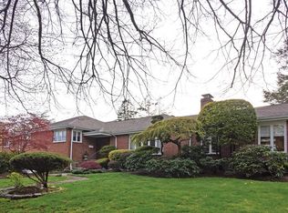 91 Oak Hill St, Newton, MA 02459