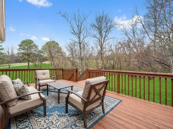 5300 Ponderosa Dr, Roanoke, VA 24019