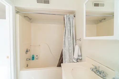 34-36 Bennett St #34A Photo 1