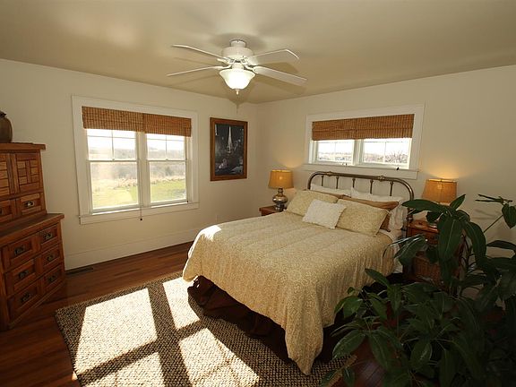 5th image of 3004 Delia Lane Ct