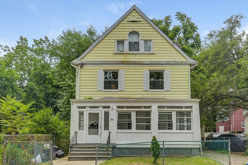 1st image of 46 Park Pl #3