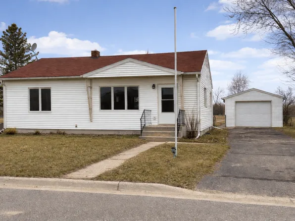 924 Colfax Ave SW, Wadena, MN 56482