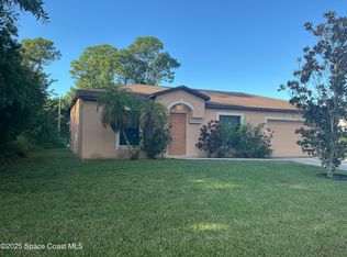 376 Americana Blvd NE, Palm Bay, FL 32907