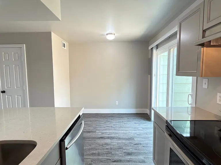 12184 E Kepner Pl — Photo 6