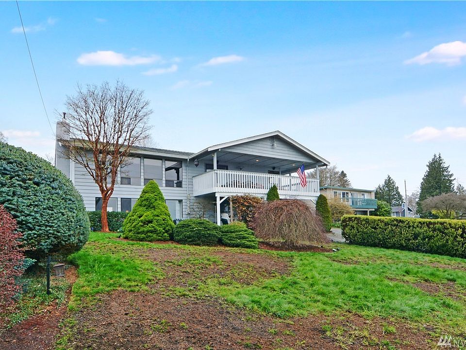 1st image of 26476 Circle Dr NW