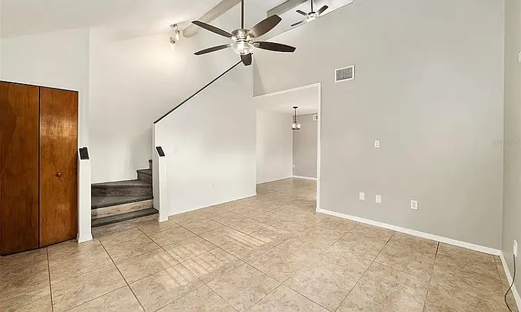 3468 NW 37th Ave — Photo 3
