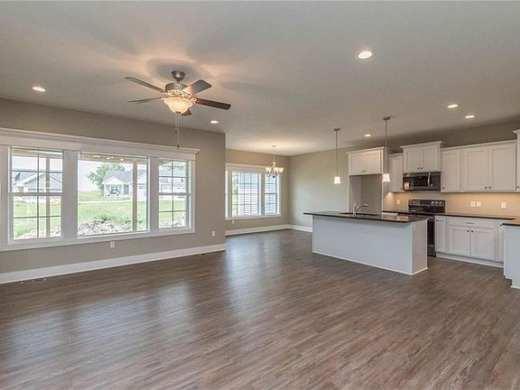 4th image of 5721 Quarry Dr