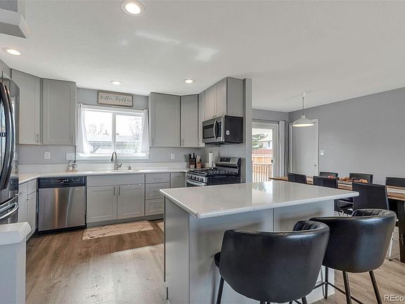 5th image of 4 Remington Court