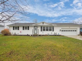 63 Brenton Dr, Newark, OH 43055