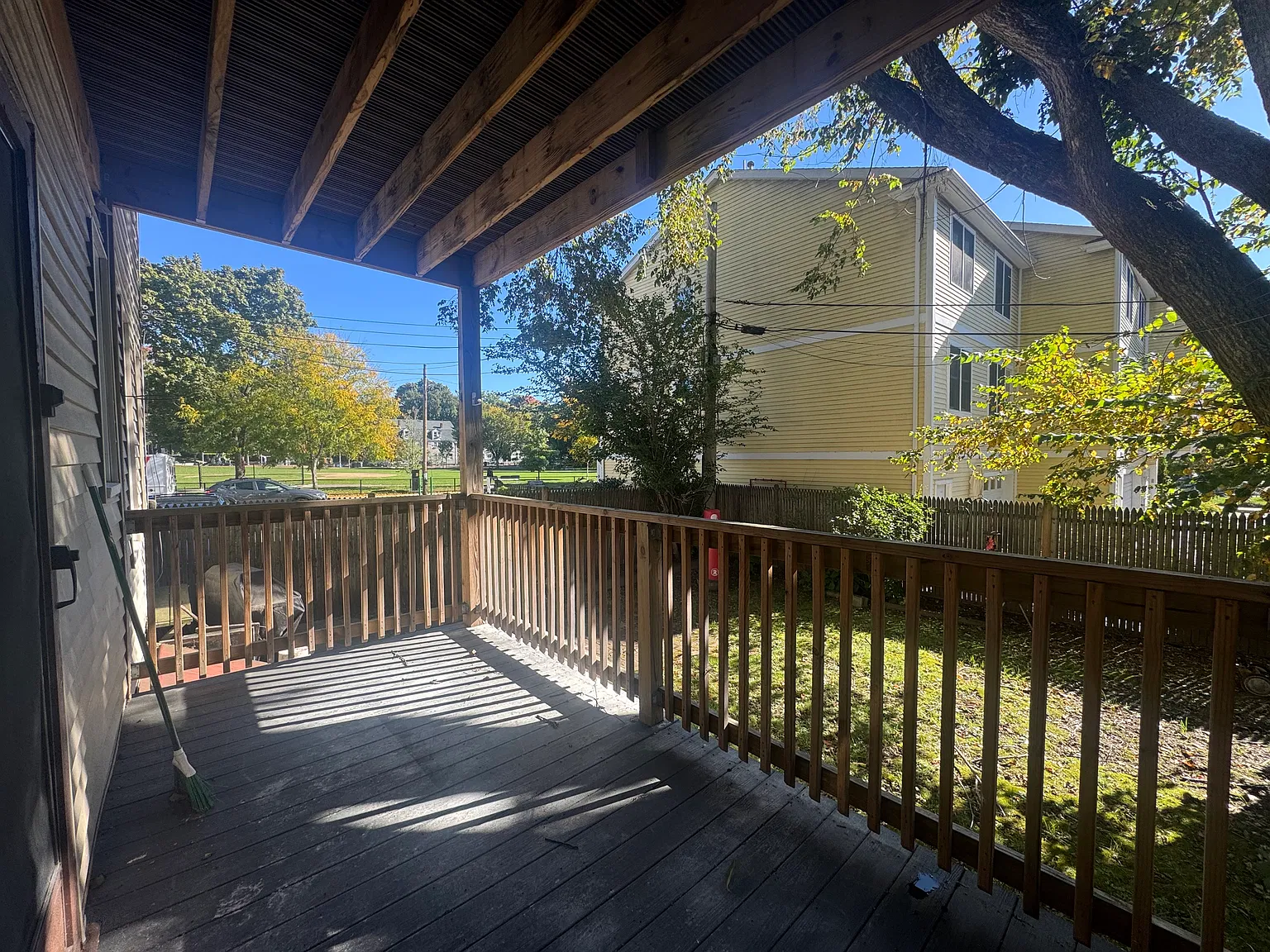 3 bed, 1200 sqft, $3,500 — Photo 3