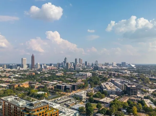 699 Vidalia Ln, Atlanta, GA 30318