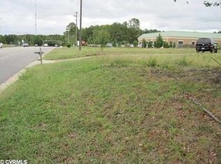 8257 Meadowbridge Rd, Mechanicsville, VA 23116