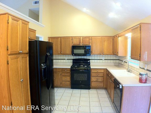 3rd image of 3177 Christopher Ct