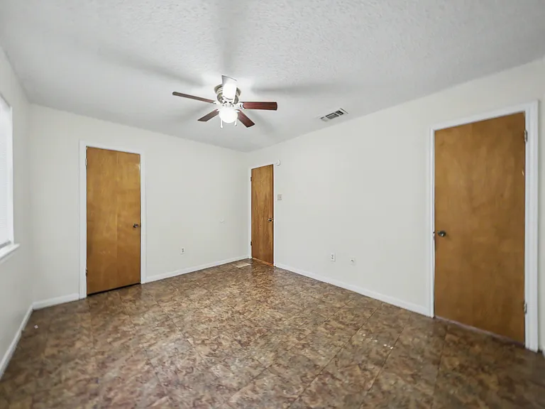 1415 Janet Ln — Photo 15