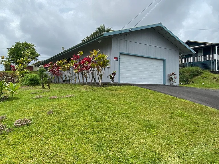 18-7877 Kini Rd — Photo 1