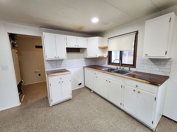 5th image of 289 W Norway St