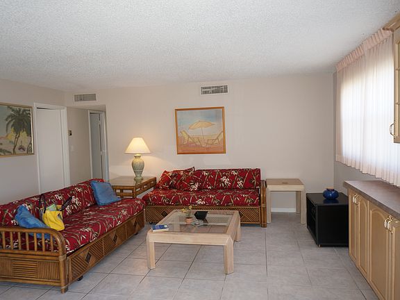 3rd image of 2870 NE 14th St #408C