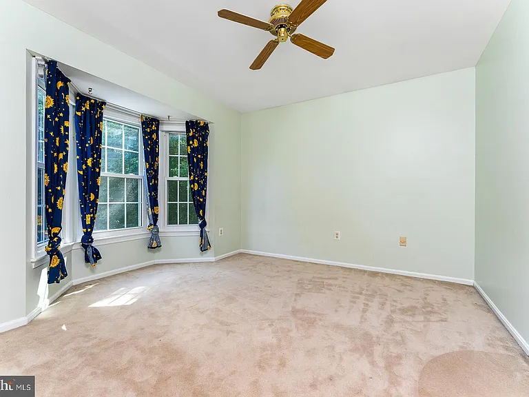 8415 Hollis Ln — Photo 17