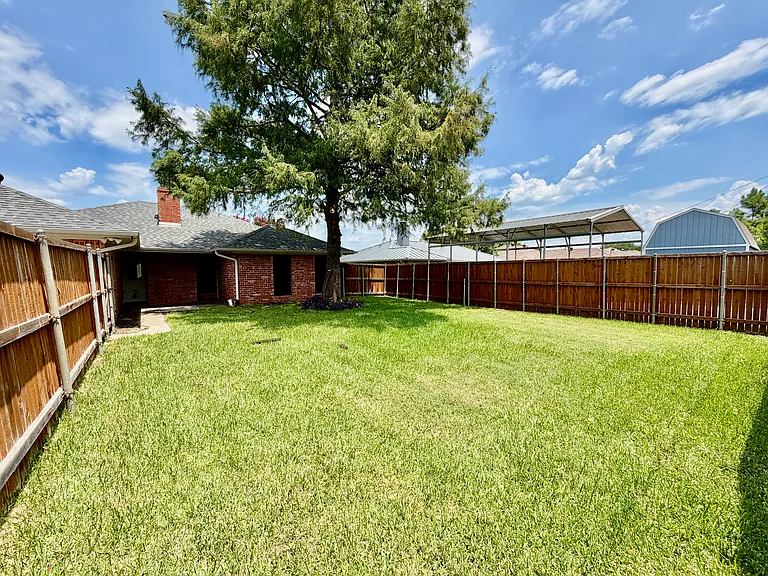 3205 Bryan St — Photo 23