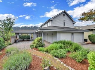 2580 Moon Mountain Dr, Eugene, OR 97403