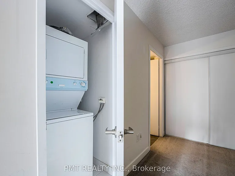 4K Spadina Ave #1721 — Photo 16