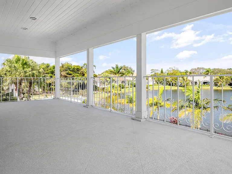 266 Riverway Dr — Photo 28