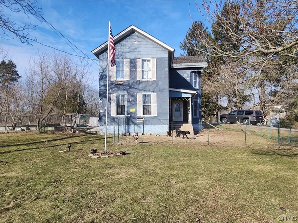 306 Main St, Antwerp, NY 13608