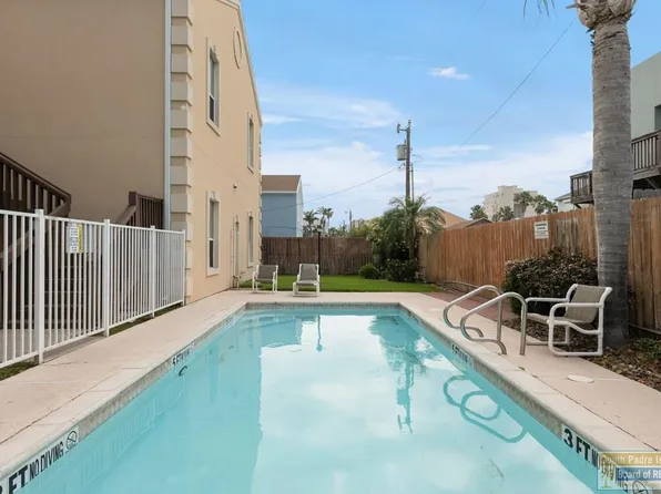 111 E Campeche St #8, South Padre Island, TX 78597