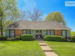 9411 W 81st Ter, Overland Park, KS 66204