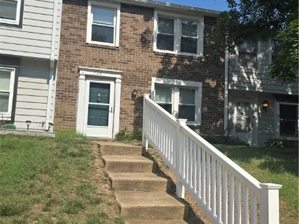 726 Sturgis Dr, North Chesterfield, VA 23236